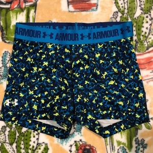 Under Armour Women’s Workout Shorts NWOT sz M